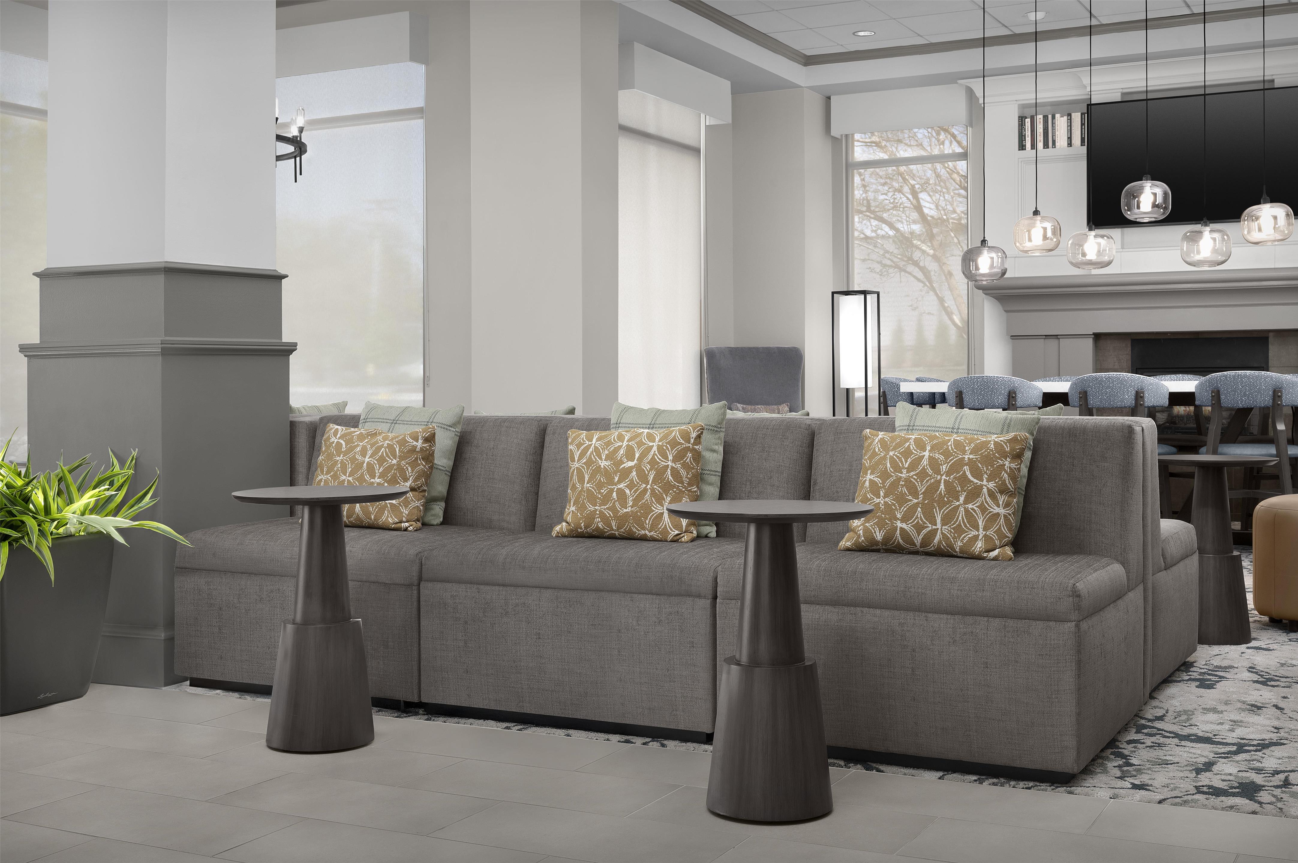 Lobby | Hilton Garden Inn Annapolis