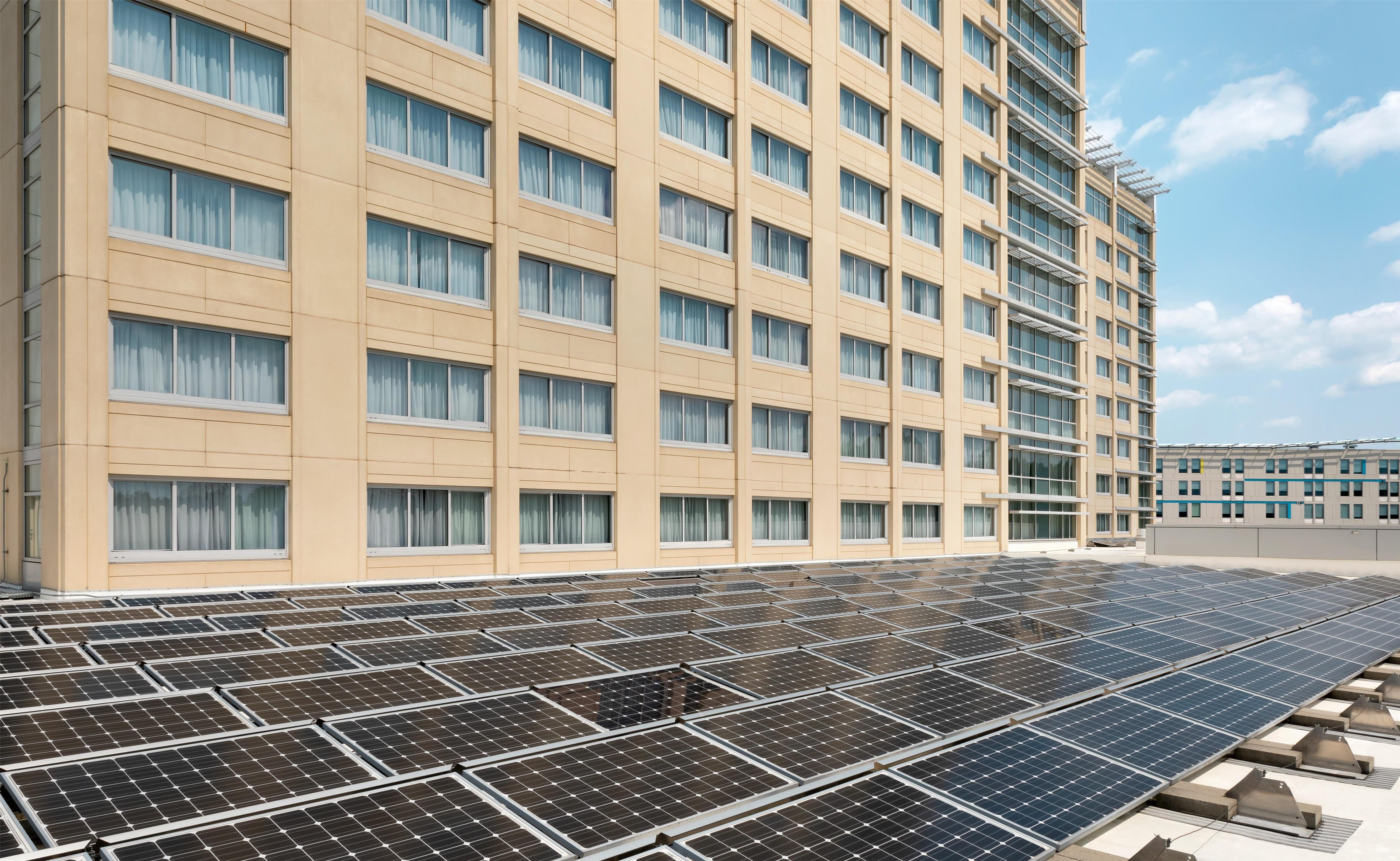 Exterior | Hilton Baltimore BWI Airport