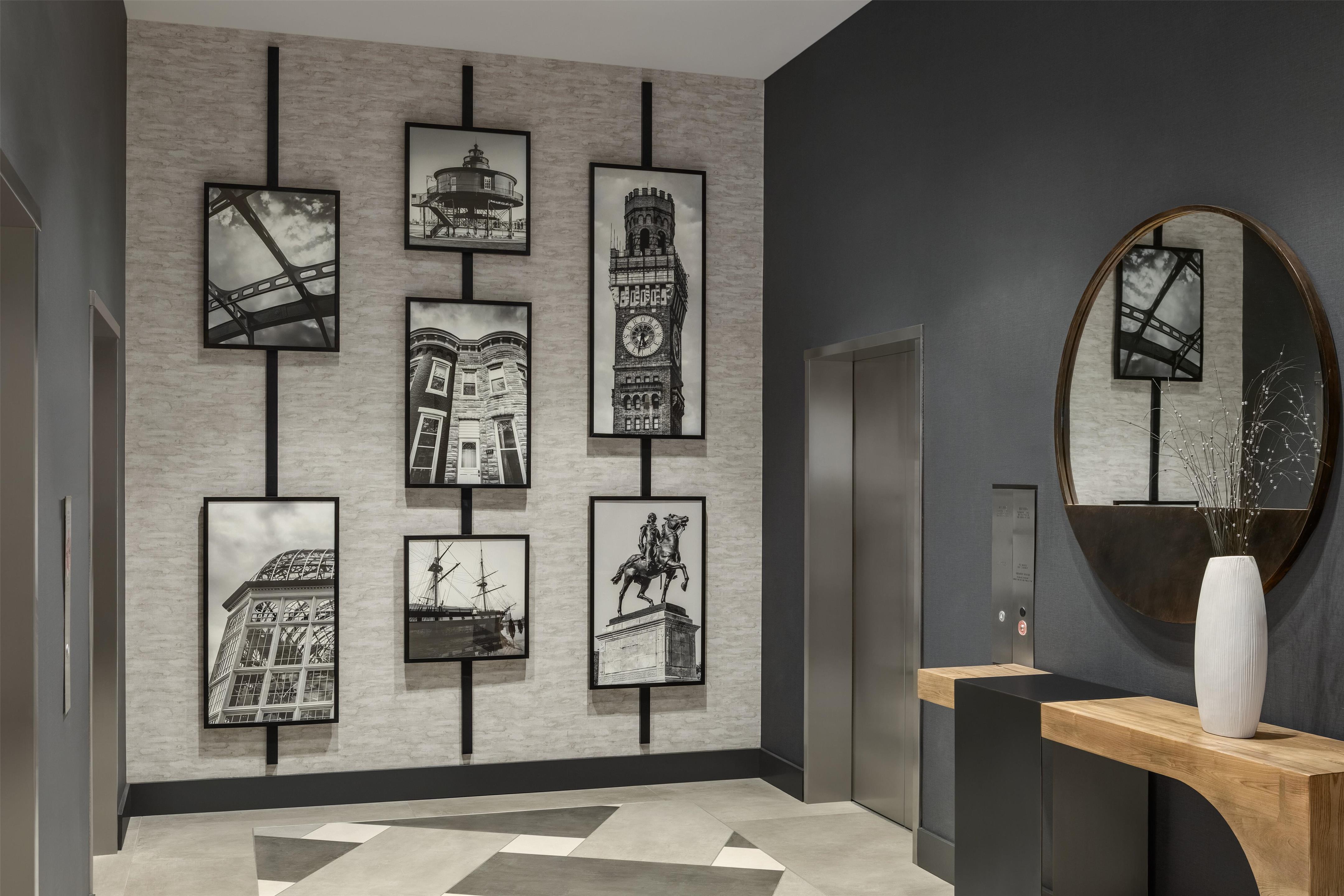 Lobby | Hilton Baltimore BWI Airport