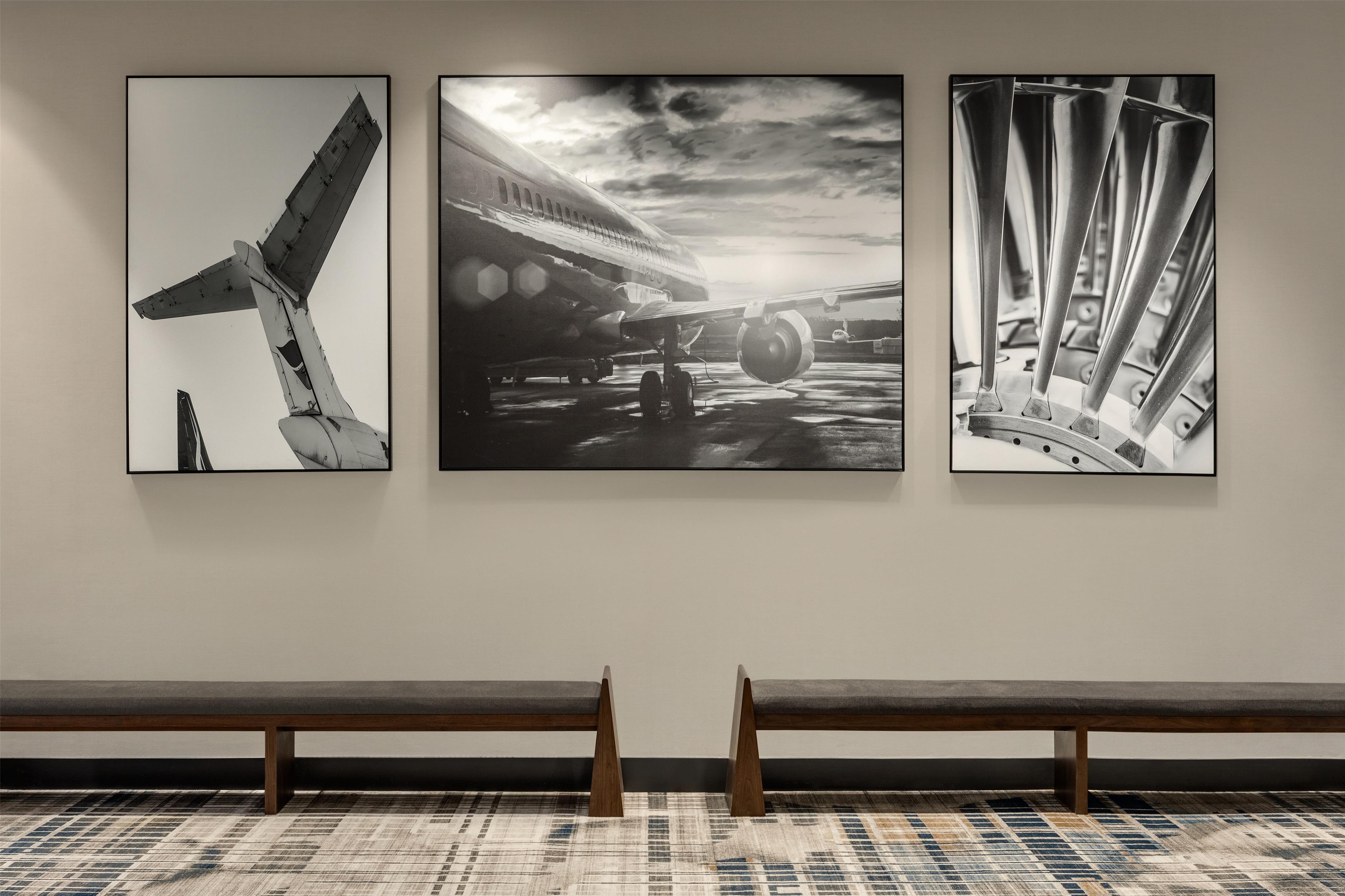 Lobby | Hilton Baltimore BWI Airport