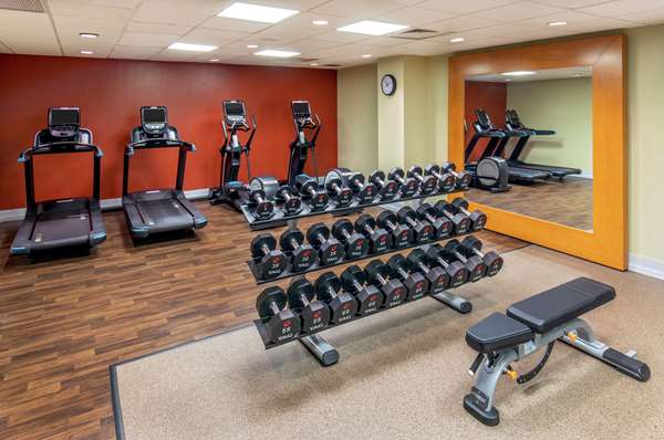 Fitness/ Exercise Room - DoubleTree by Hilton Hotel Columbia