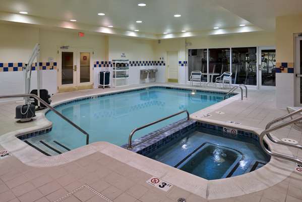 Pool - Hilton Garden Inn Columbia