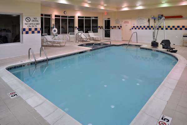 Pool - Hilton Garden Inn Columbia