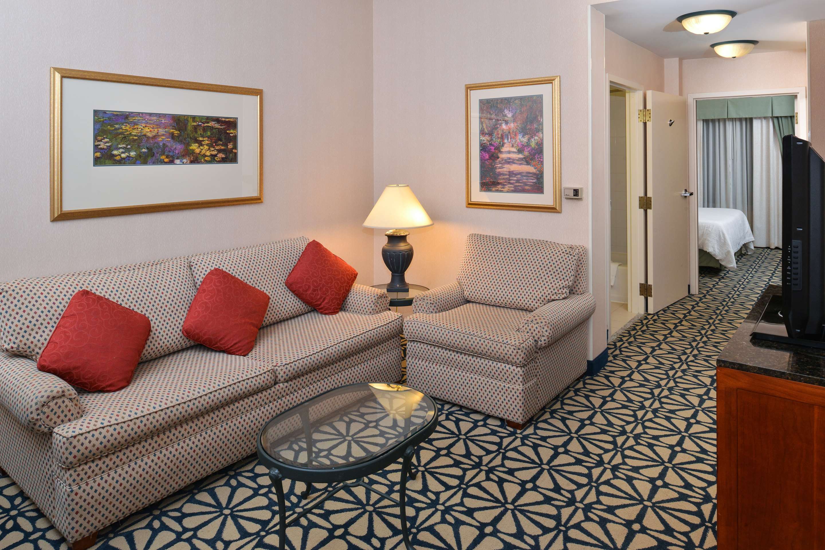 Guest room
