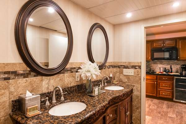  - Inn at the Colonnade Baltimore