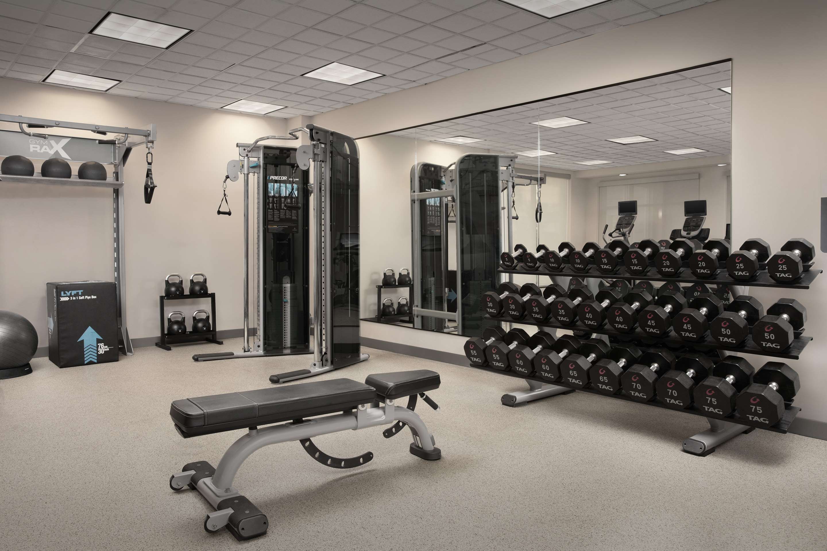 Health club fitness center gym | Hilton Garden Inn Columbia/Harbison