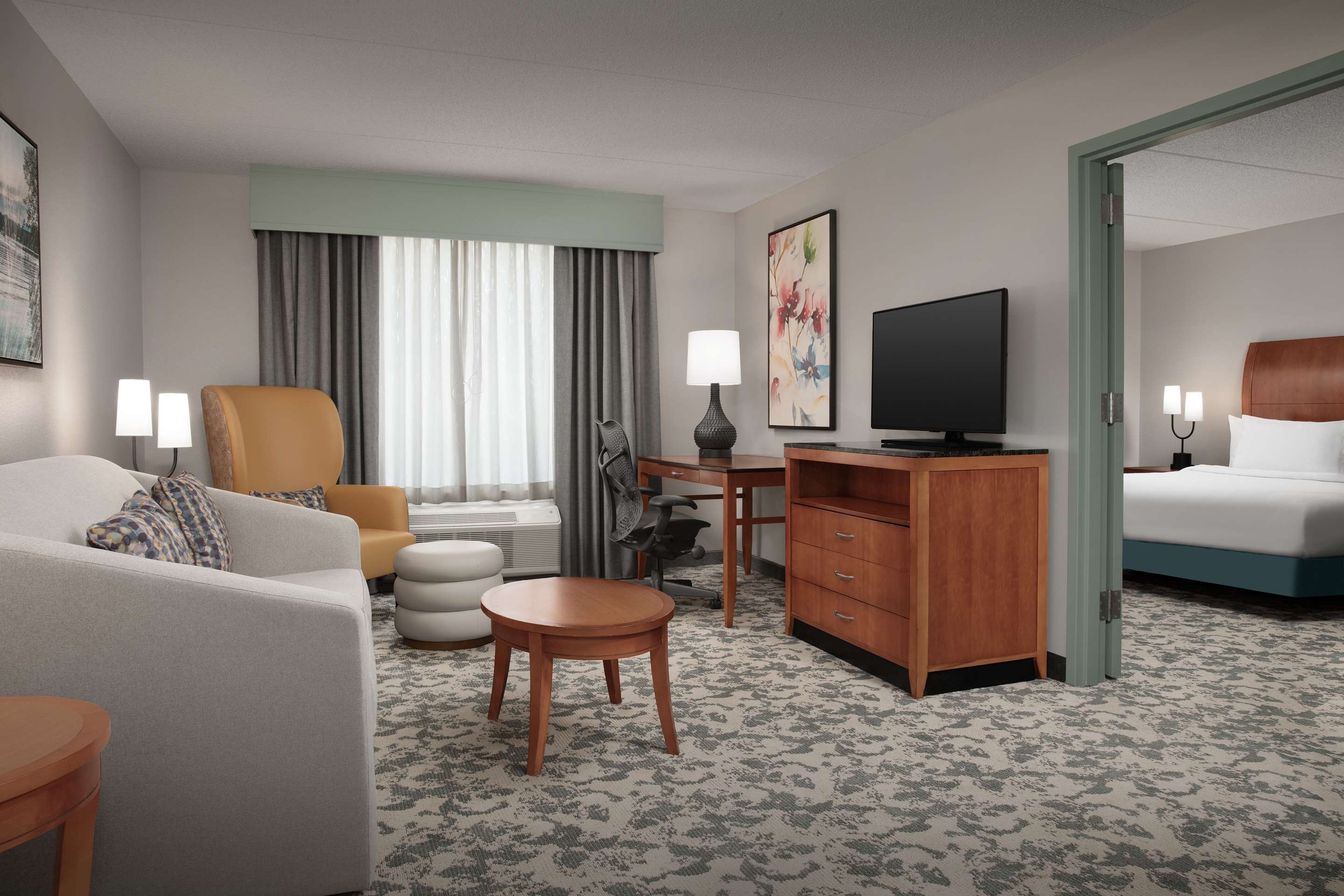 Guest room