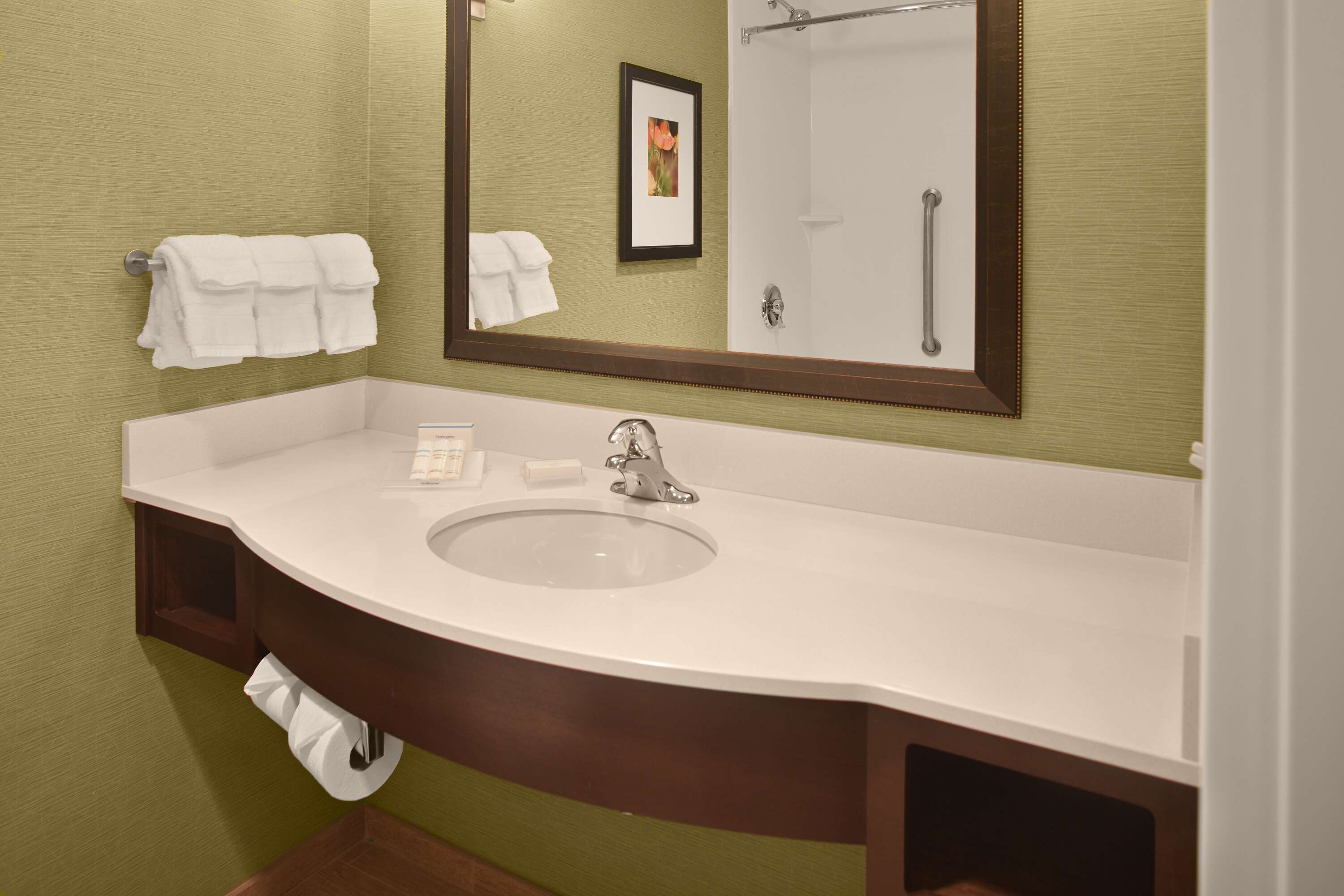 Hilton Garden Inn Akron Room Type - 2 QN HEARING ACCESSIBLE