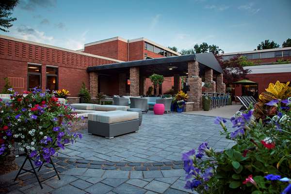 Restaurant - Hilton Hotel Fairlawn