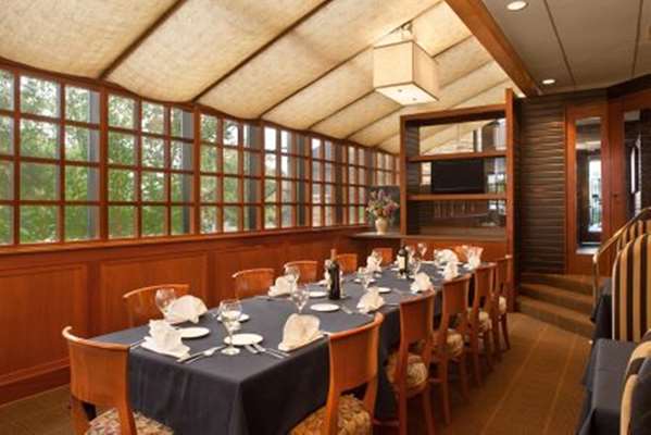 Restaurant - Hilton Hotel Fairlawn