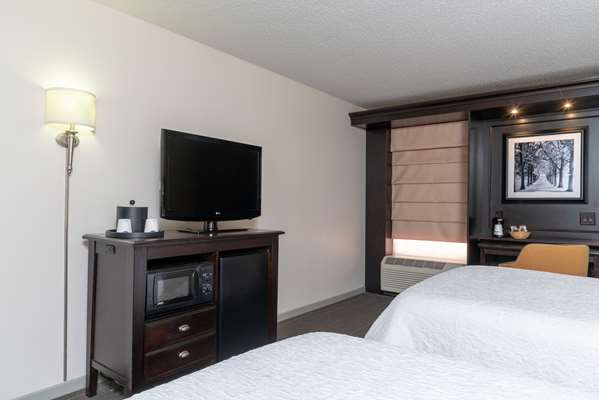  - Hampton Inn Kent - I-76, Exit 33