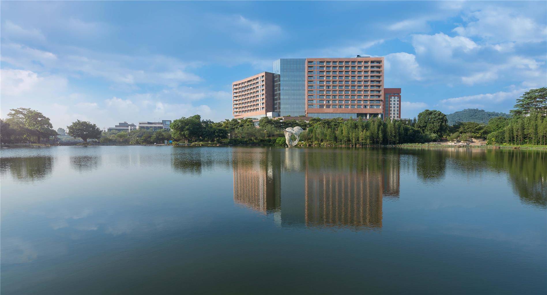 DoubleTree by Hilton Hotel Science City