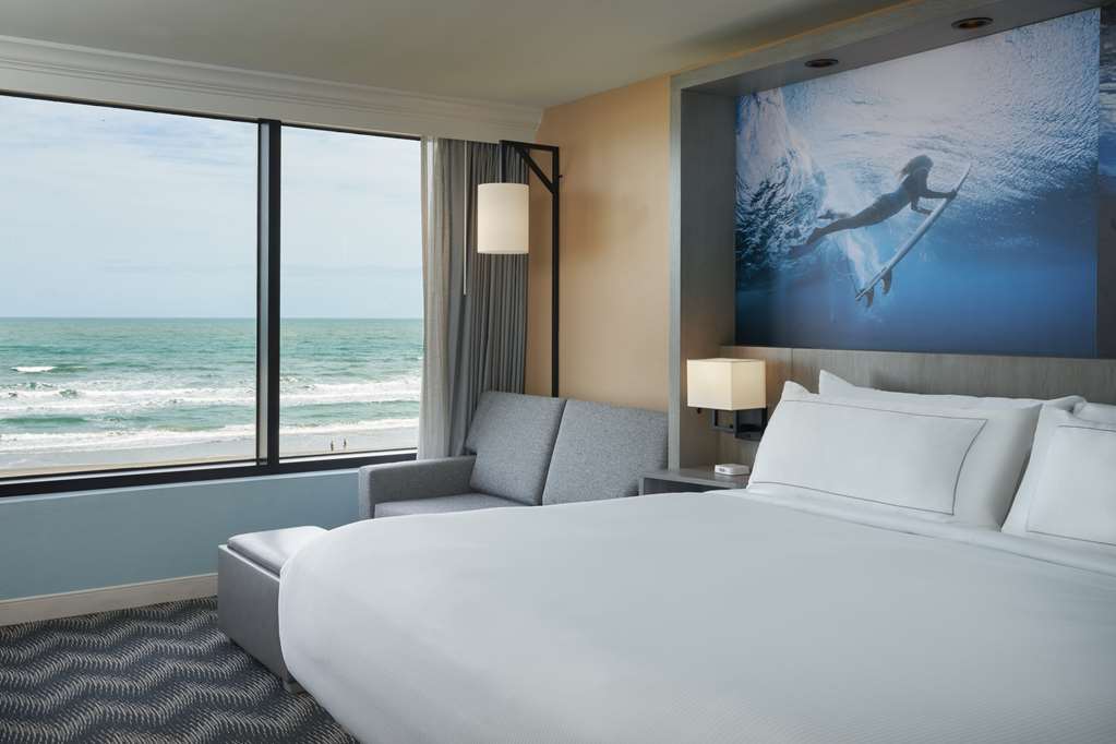Hilton Cocoa Beach Oceanfront Room Type - King Room with Ocean View - Non-Smoking Hilton Cocoa Beach Oceanfront Room Type - King Room with Ocean View - Non-Smoking