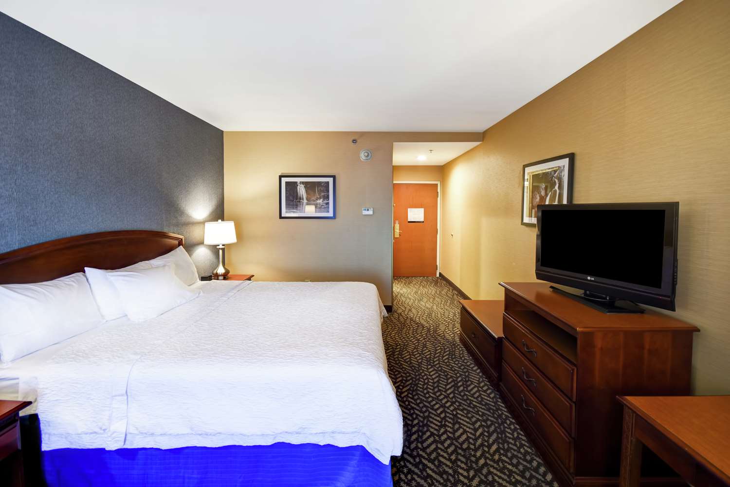 Hampton Inn Chicopee, MA See Discounts