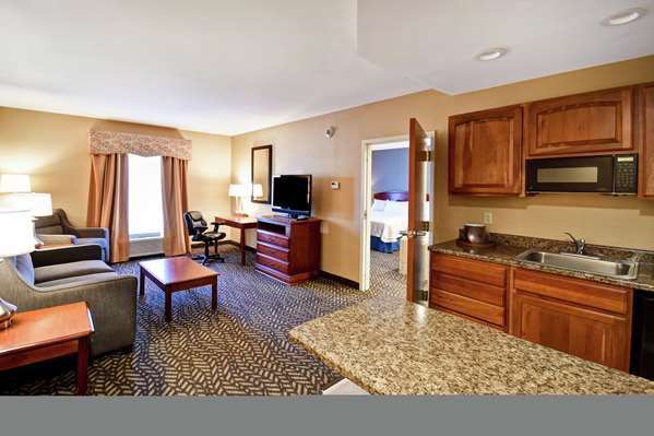  - Hampton Inn Chicopee