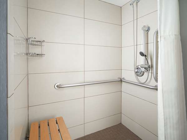  - DoubleTree by Hilton Hotel Chattanooga