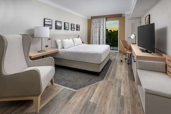  - Hilton Garden Inn Downtown Chattanooga