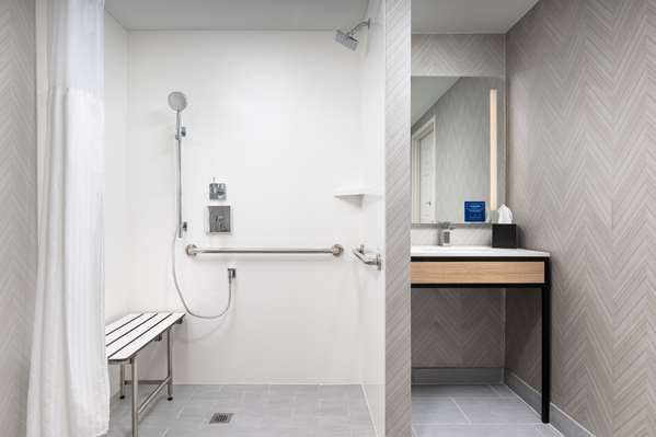  - Hilton Garden Inn Downtown Chattanooga