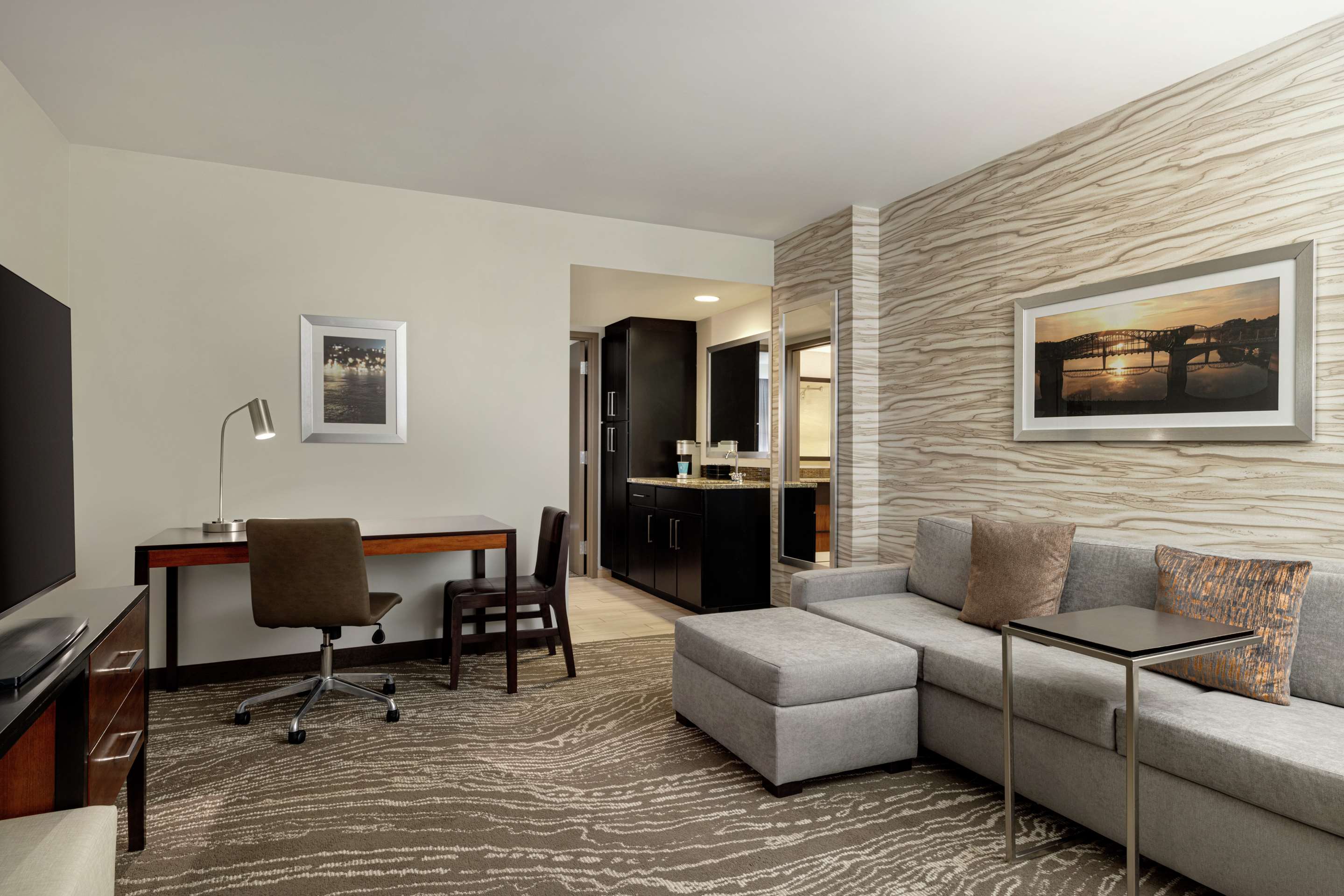 Guest room