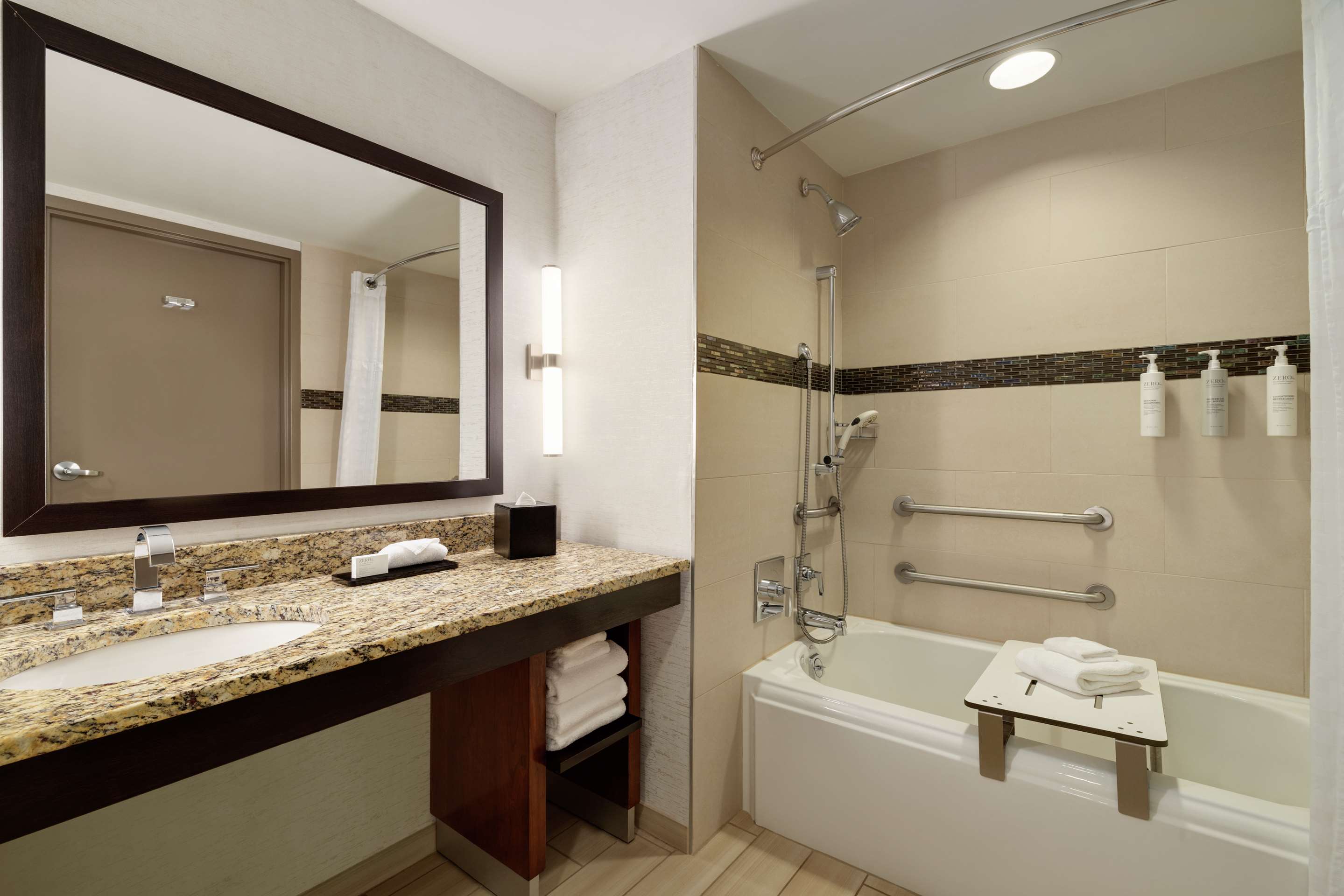 Guest room bath