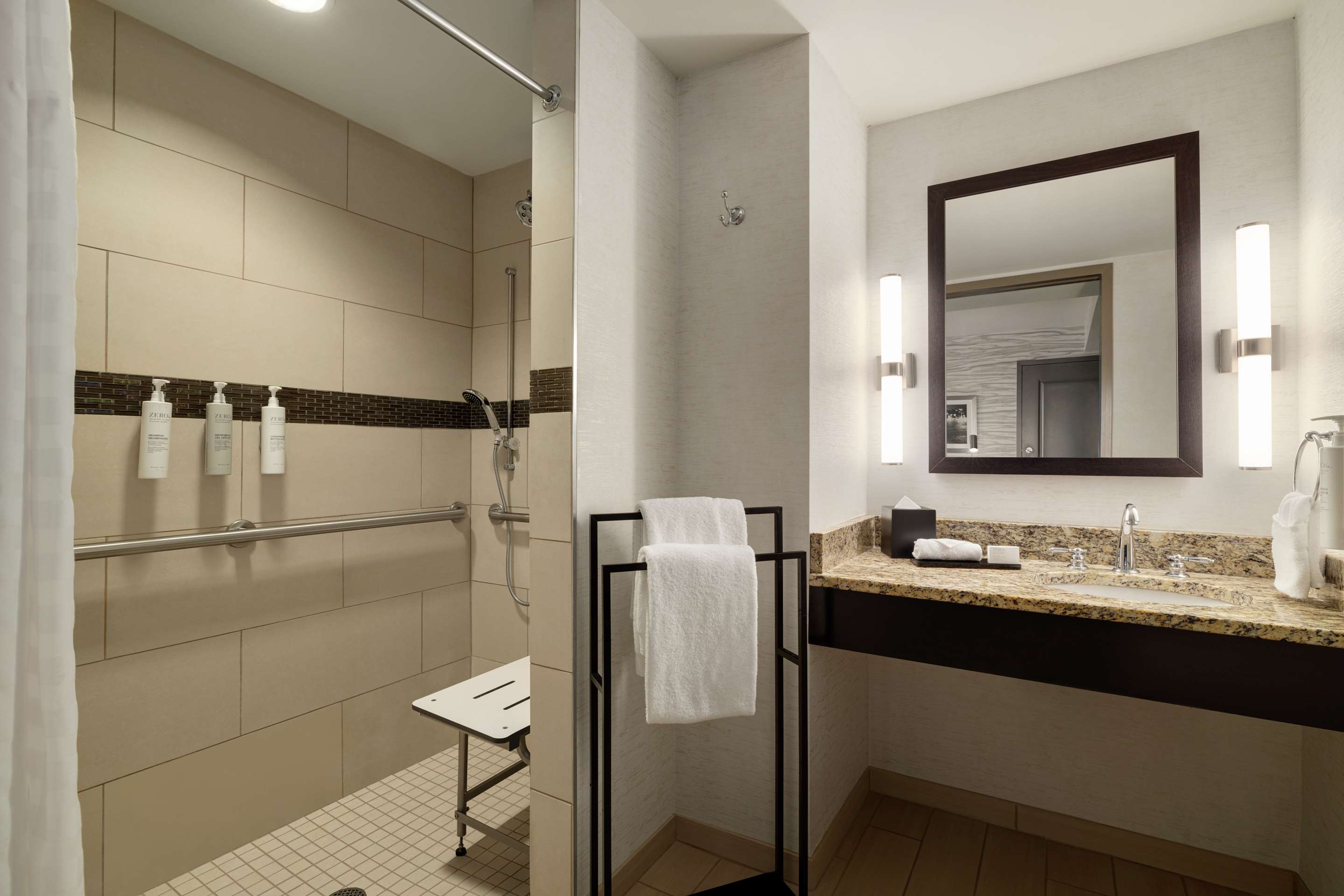 Guest room bath