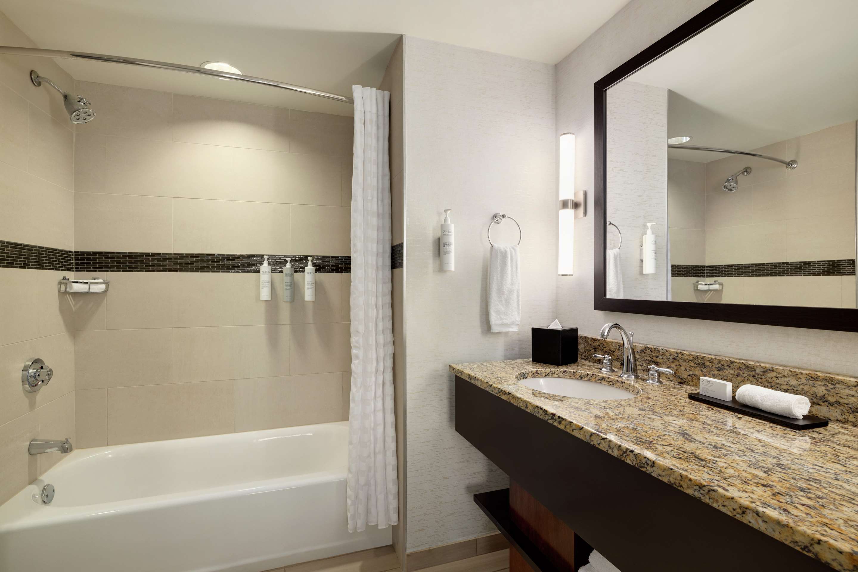 Guest room bath