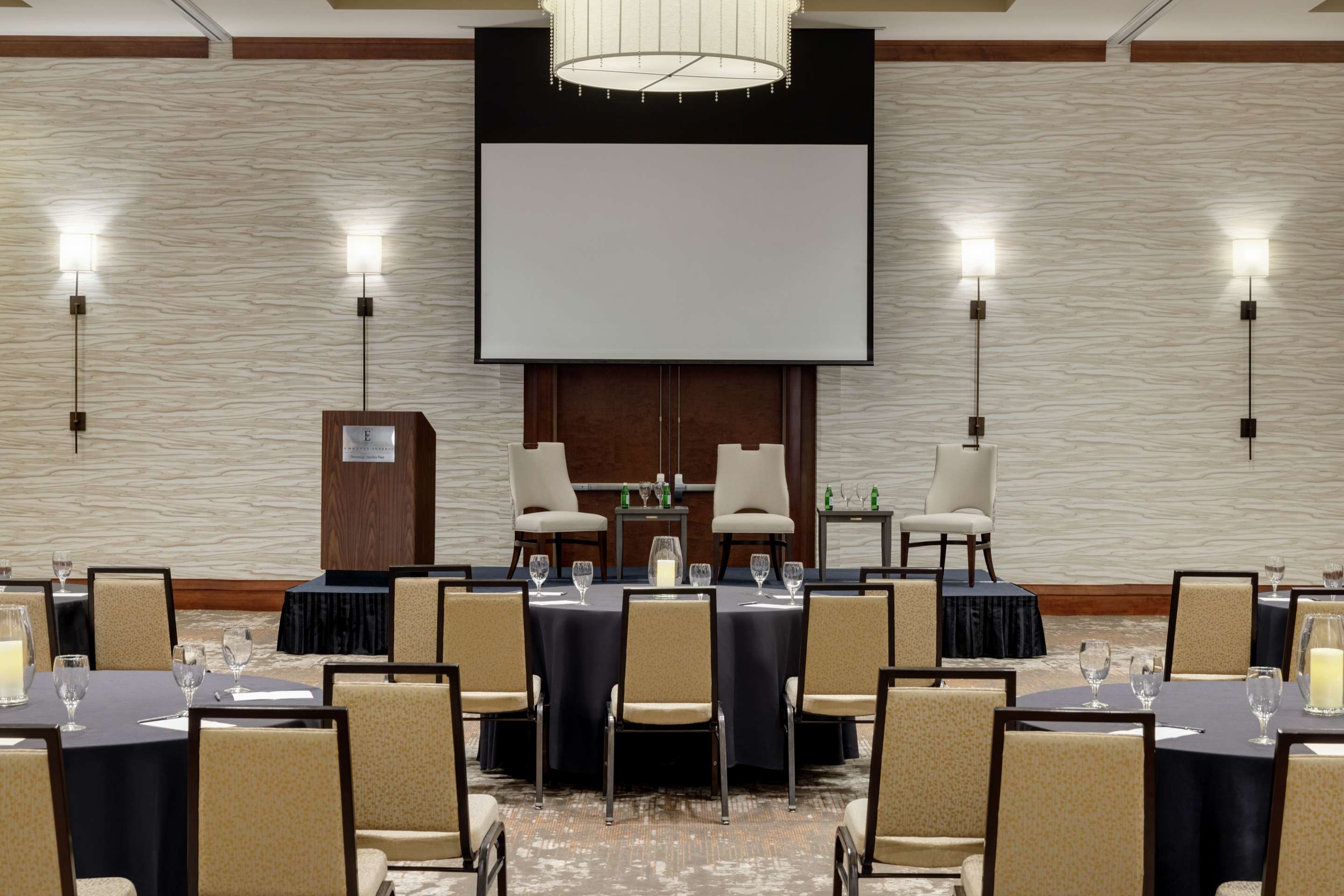 Meeting Room | Embassy Suites Chattanooga / Hamilton Place