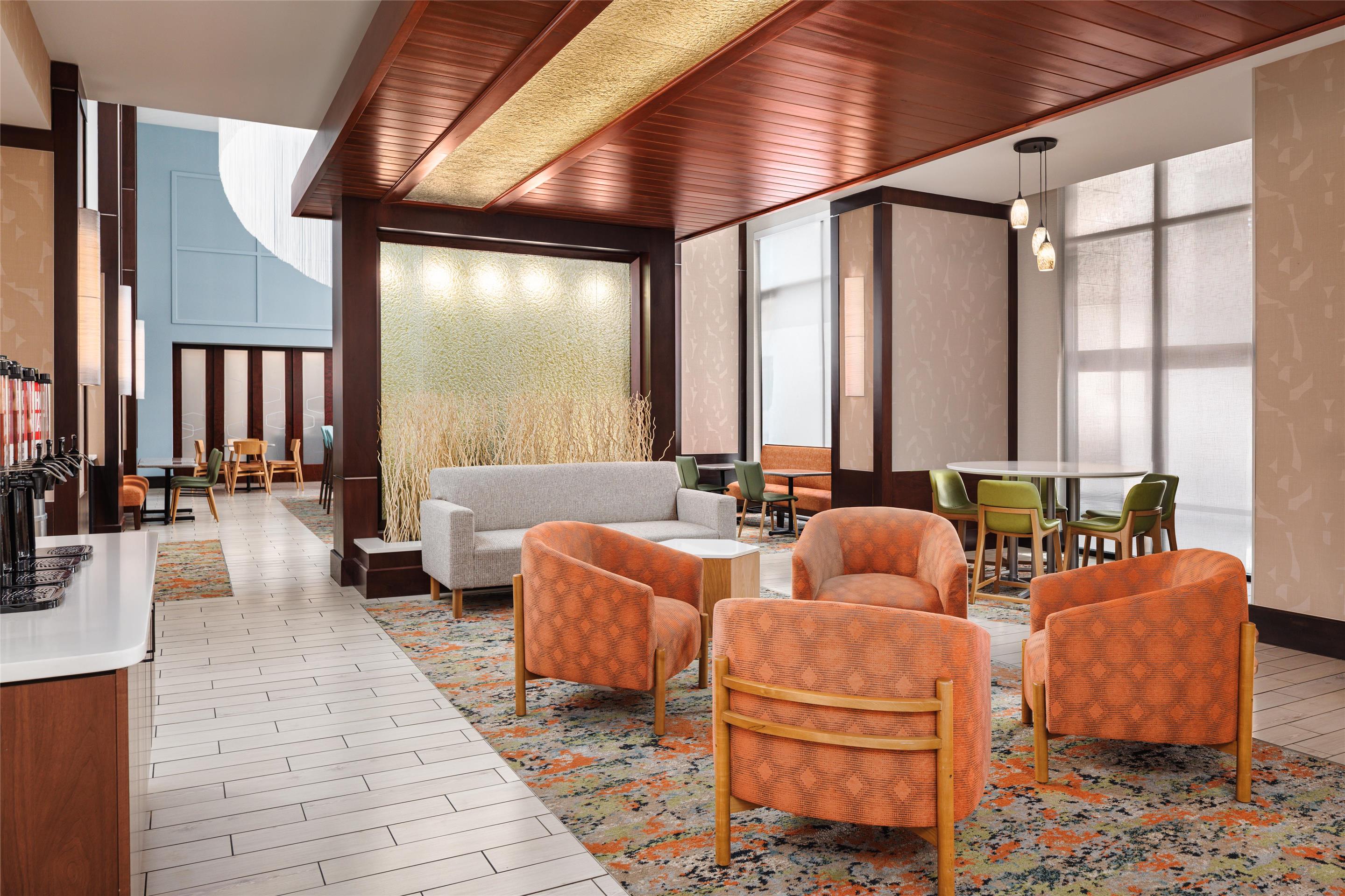 Lobby | Hampton Inn & Suites Chattanooga/Hamilton Place