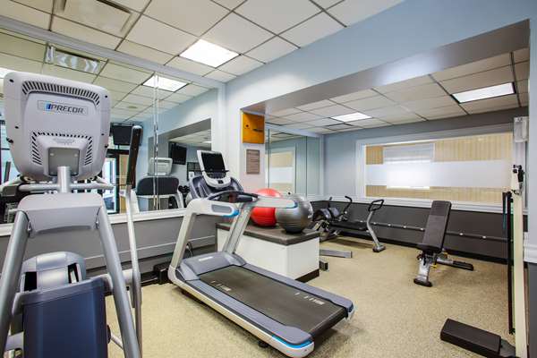 Fitness/ Exercise Room - DoubleTree by Hilton Alsip - I-294, Exit 12