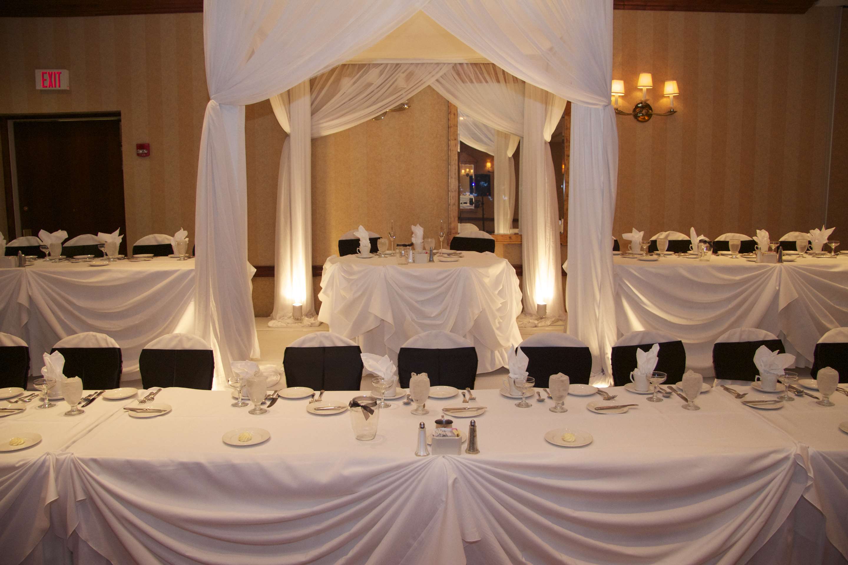 Undefined/Not Set | DoubleTree by Hilton Chicago - Alsip
