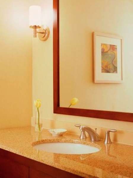  - DoubleTree by Hilton Hotel North Shore Skokie