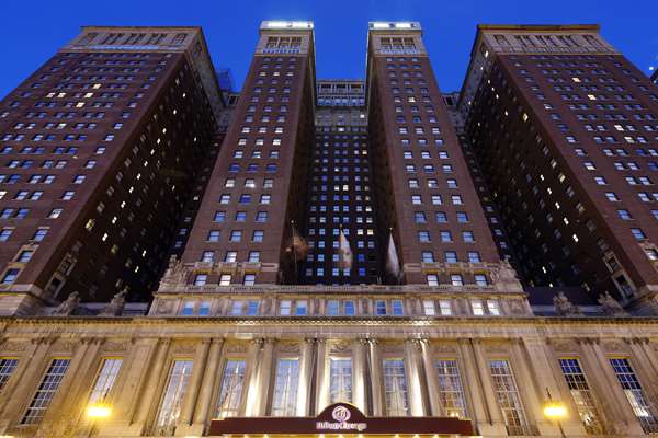 Exterior view - Hilton Hotel Downtown Chicago