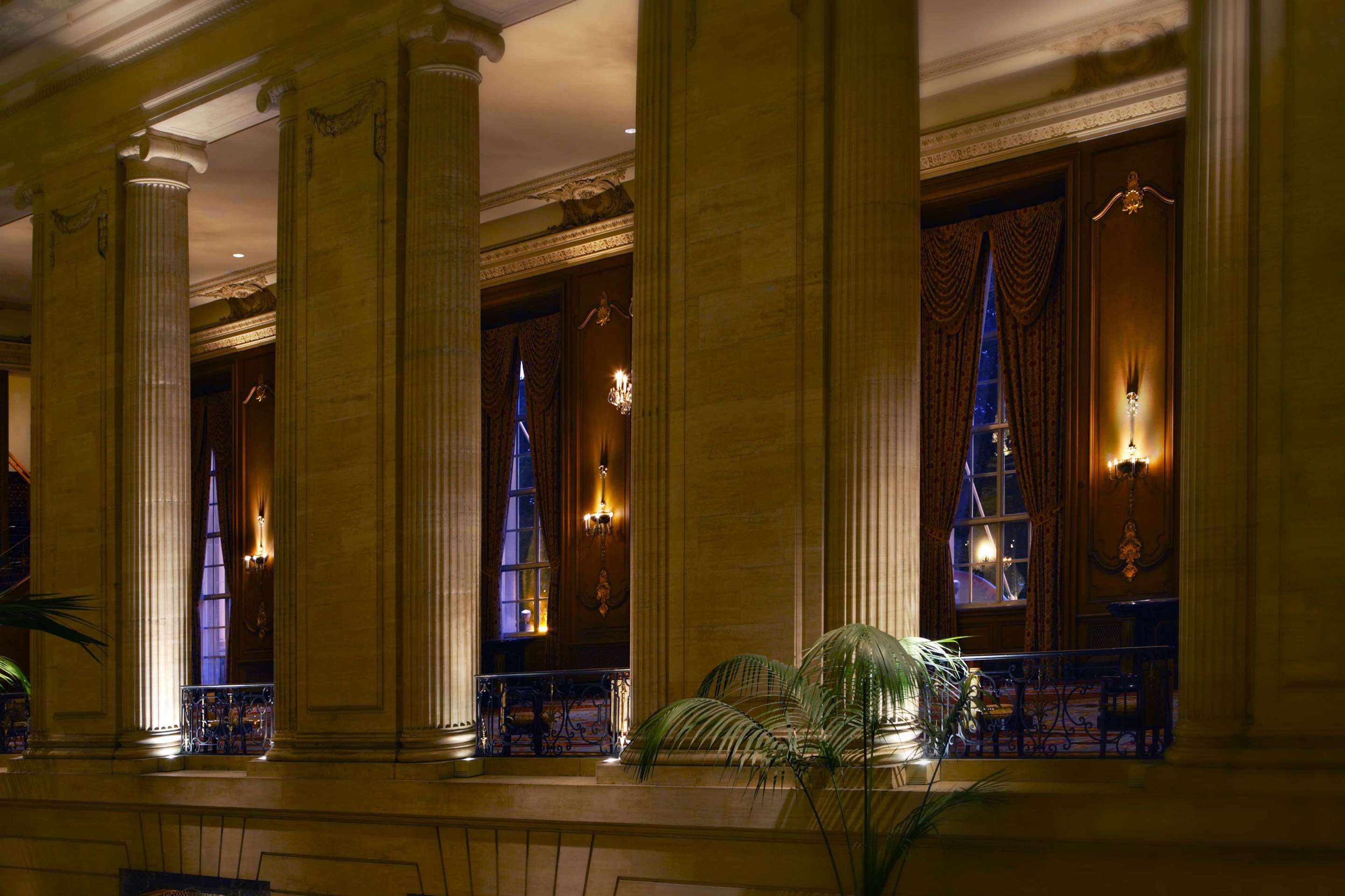 Lobby | Hilton Chicago