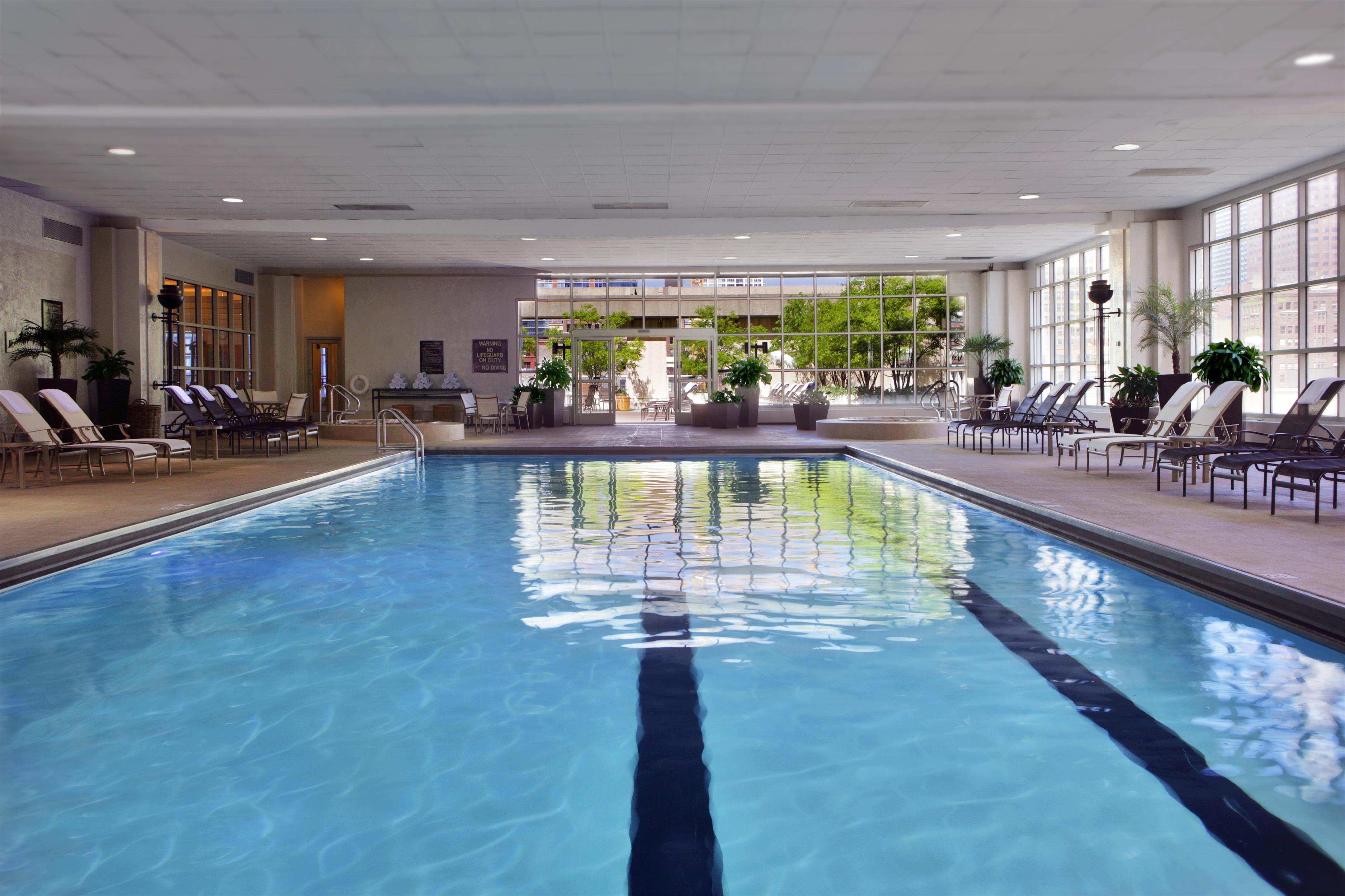 Pool | Hilton Chicago