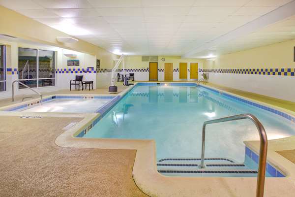 Pool - Hilton Garden Inn Chesterton - I-80 & I-90, Exit 31
