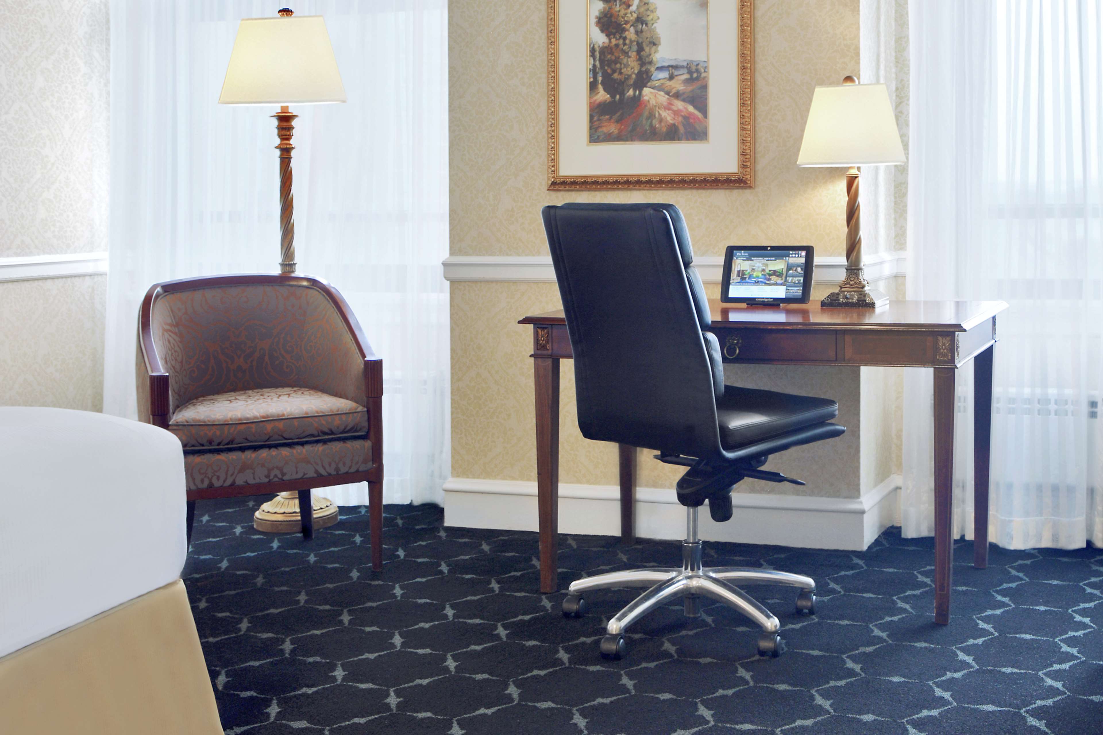 The Drake, a Hilton Hotel Room Type - 2 Queen Beds 1 Bath
