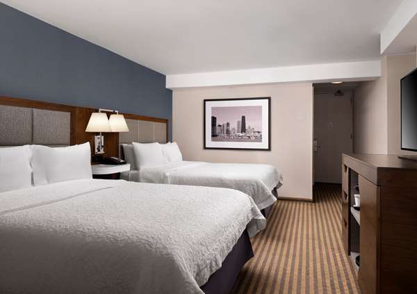  - Hampton Inn Magnificent Mile Chicago