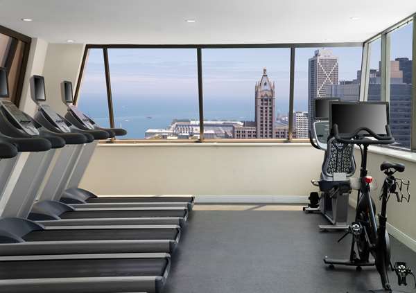 Fitness/ Exercise Room - Hampton Inn Magnificent Mile Chicago