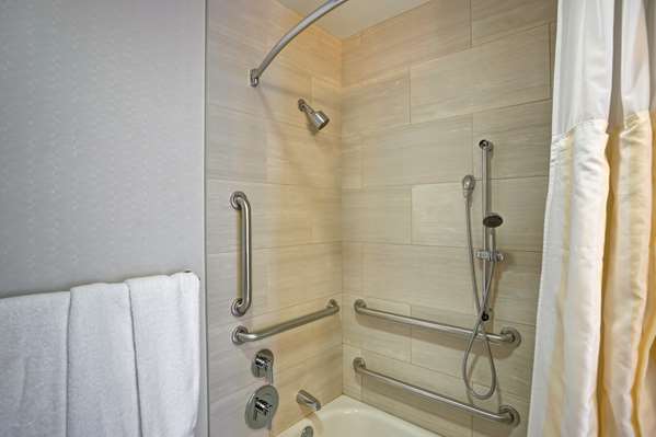  - Hilton Garden Inn Magnificent Mile Chicago