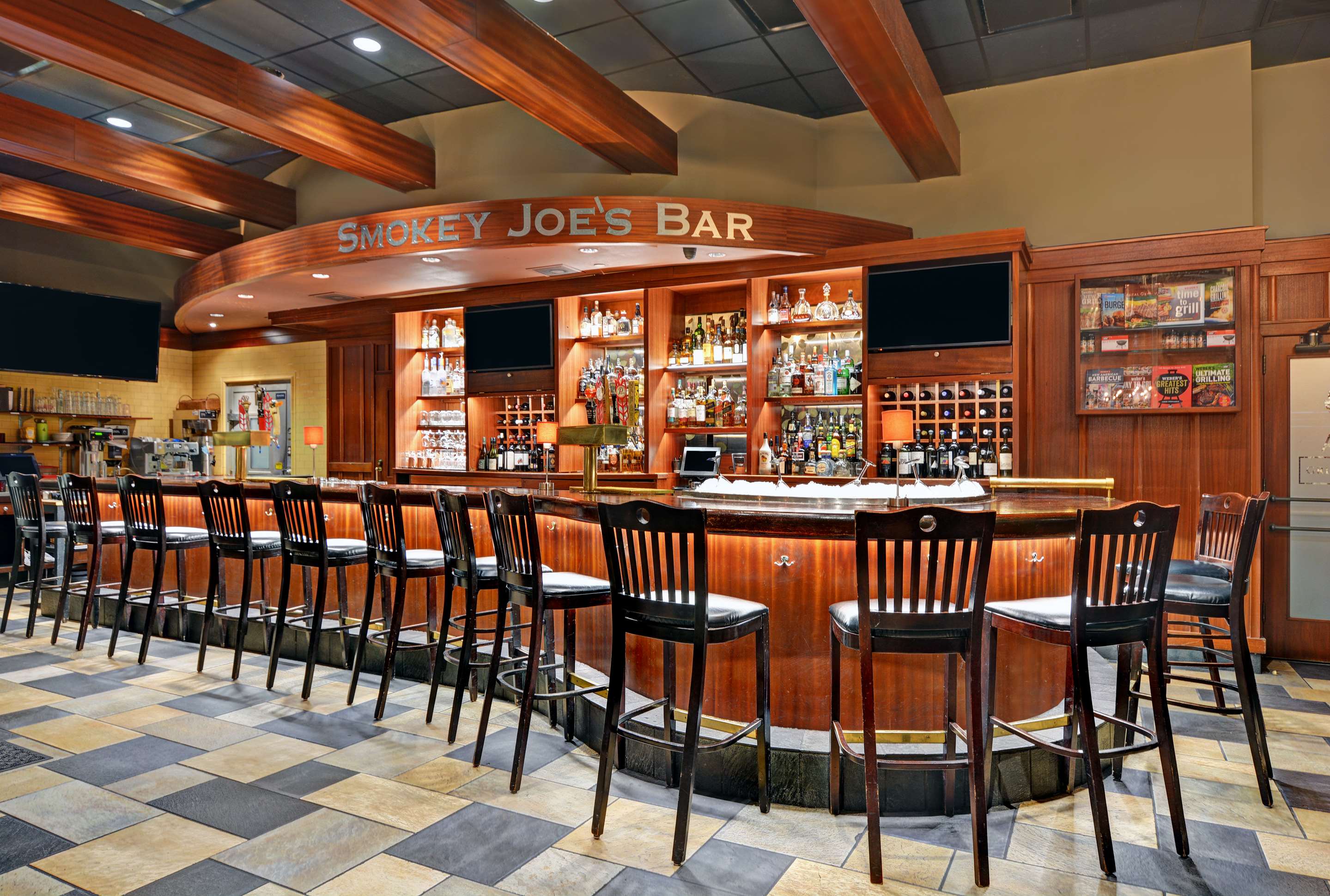 BarLounge | Hilton Garden Inn Chicago Downtown/Magnificent Mile