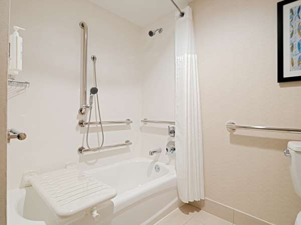  - Hilton Garden Inn Magnificent Mile Chicago