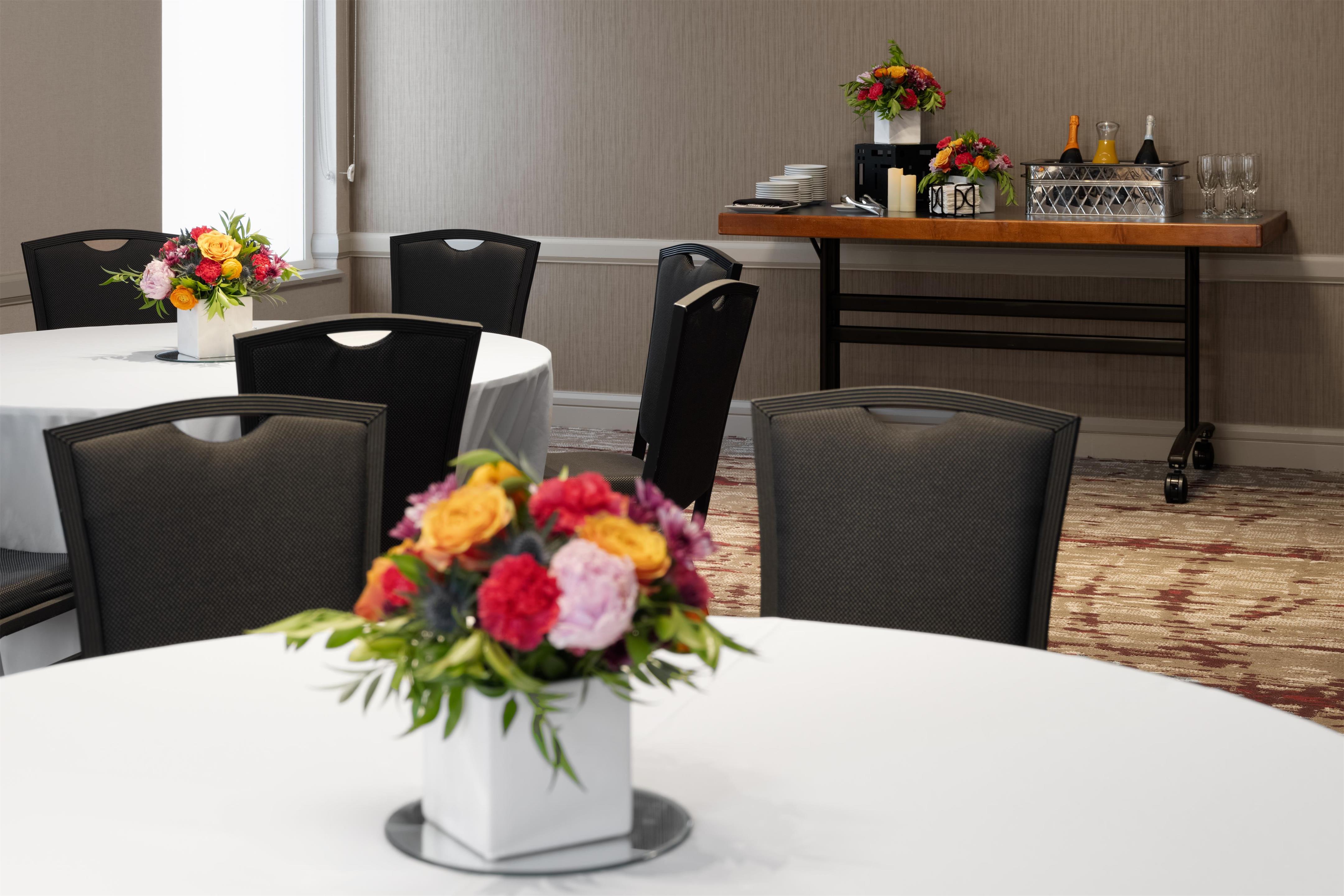 Meeting Room | Hilton Garden Inn Chicago Downtown/Magnificent Mile