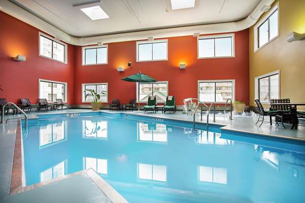 Pool - DoubleTree by Hilton Hotel O'Hare Airport Rosemont