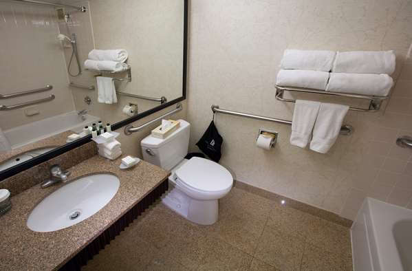  - Embassy Suites Downtown Chicago