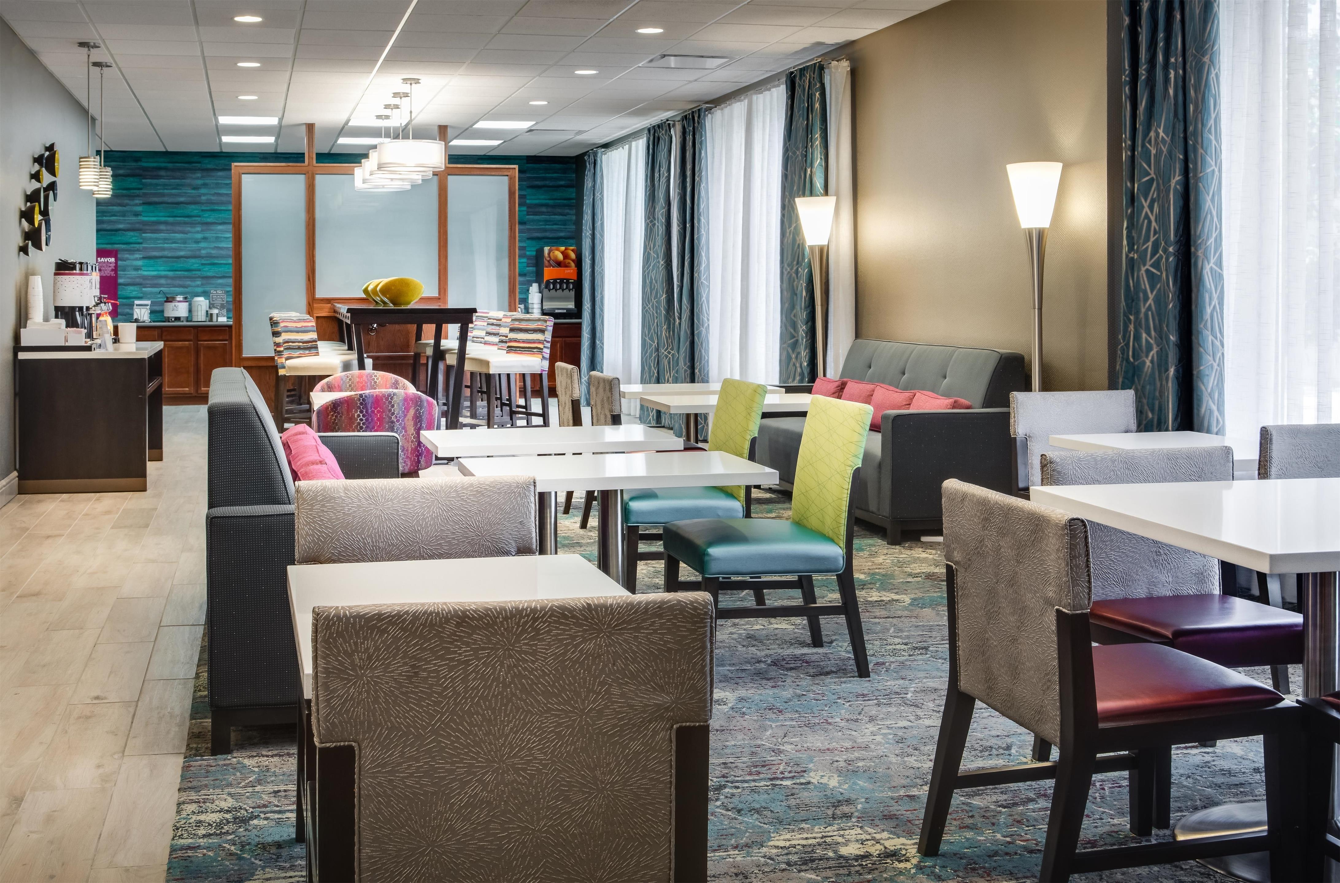 Lobby | Hampton Inn Freeport