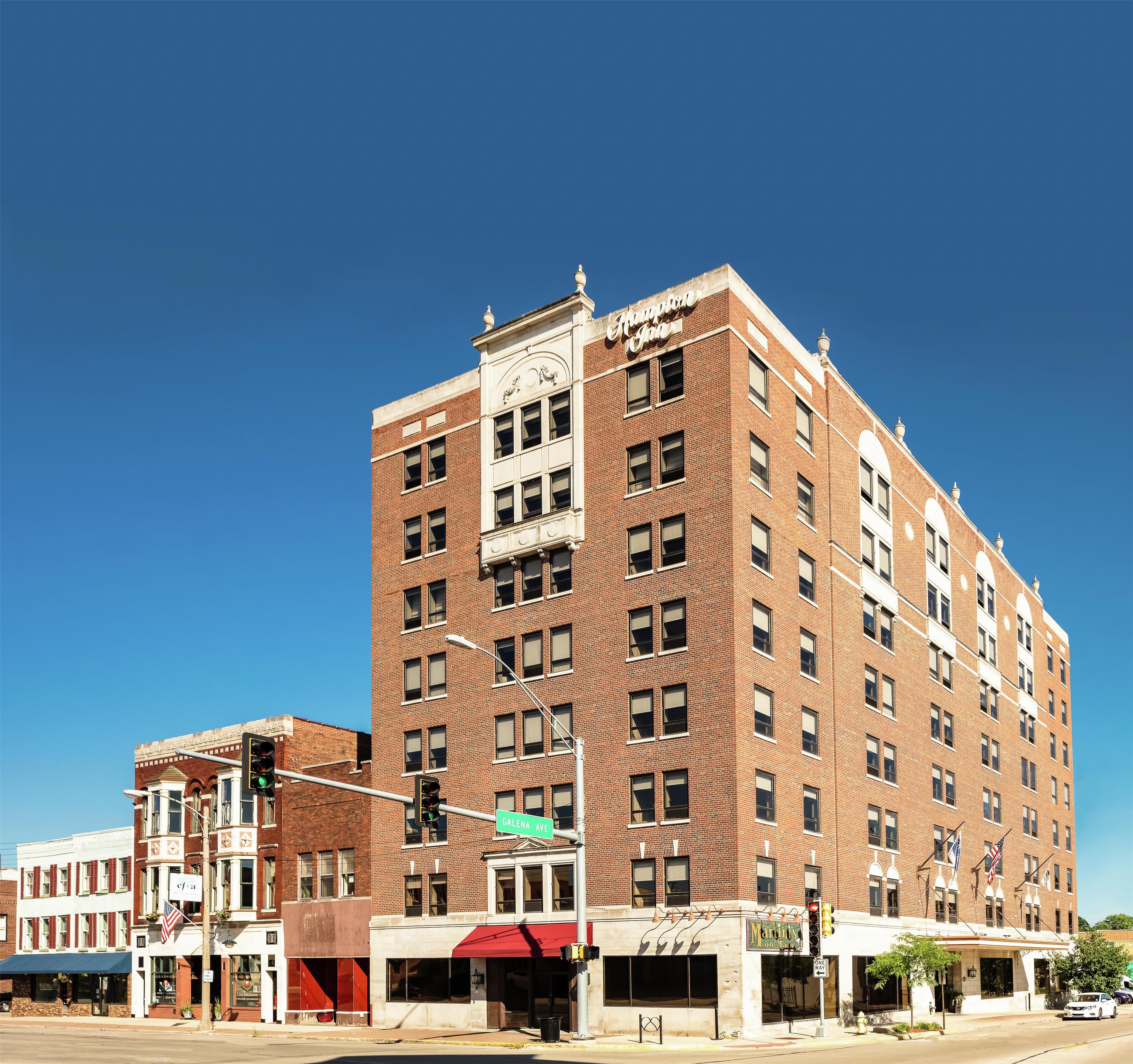 Exterior | Hampton Inn Freeport