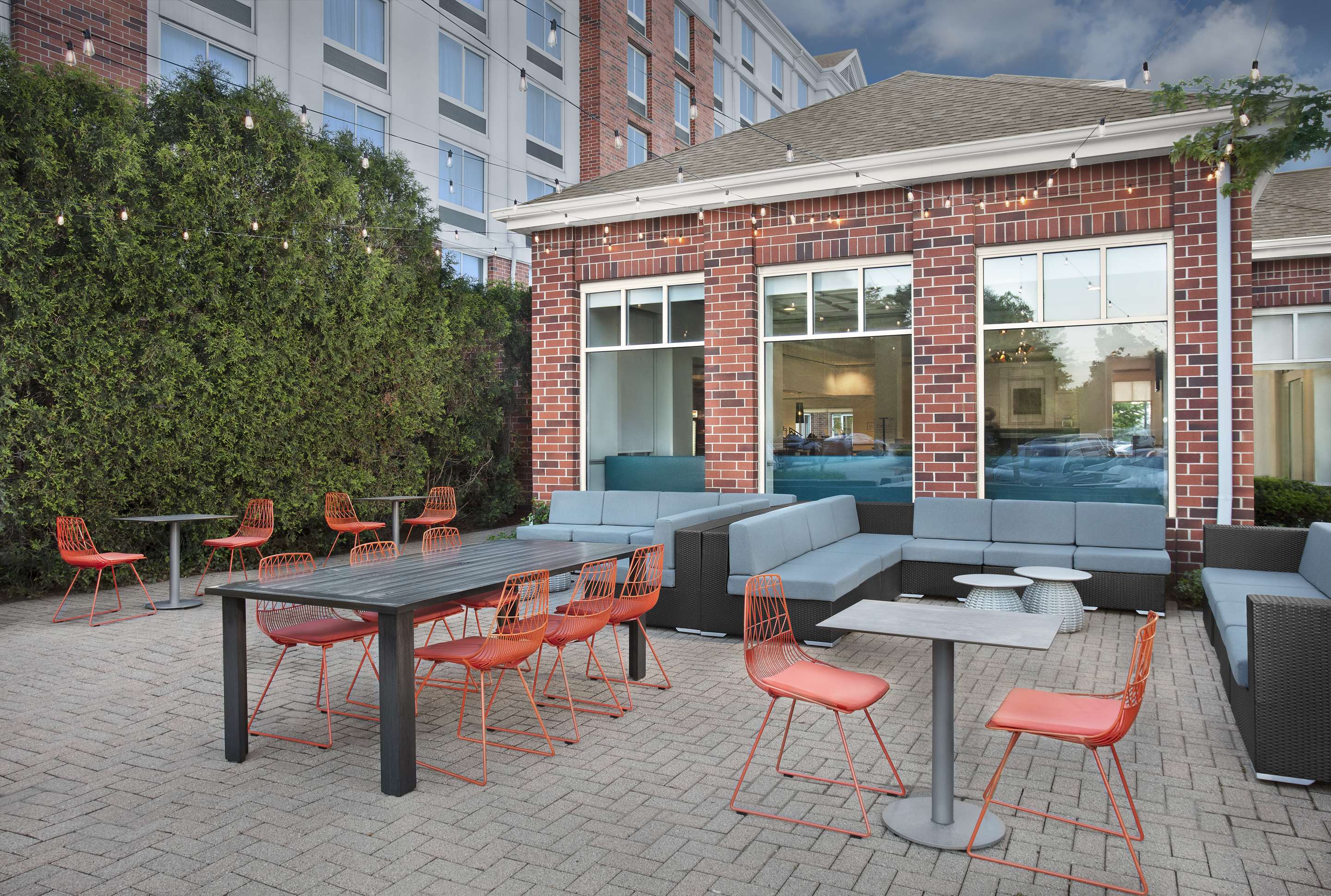 Exterior | Hilton Garden Inn Hoffman Estates