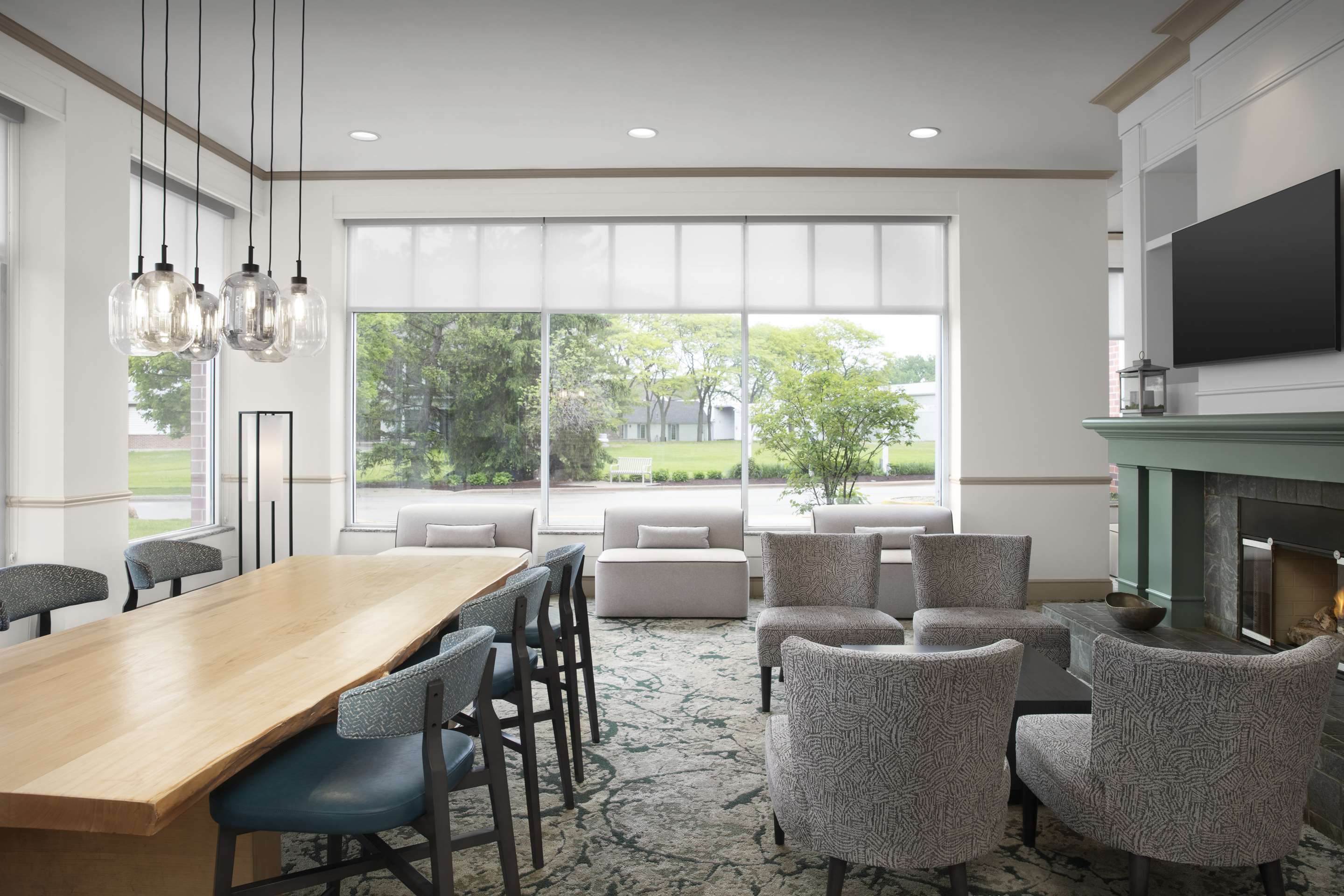 Lobby | Hilton Garden Inn Hoffman Estates