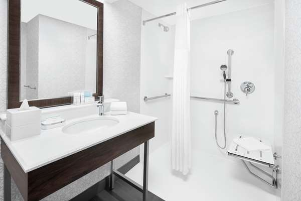  - Hampton Inn & Suites Downtown Chicago