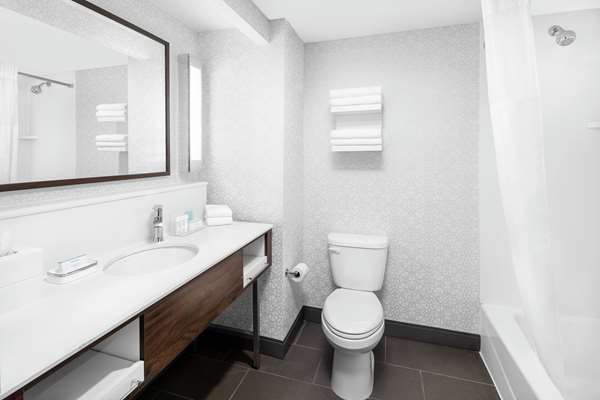  - Hampton Inn & Suites Downtown Chicago